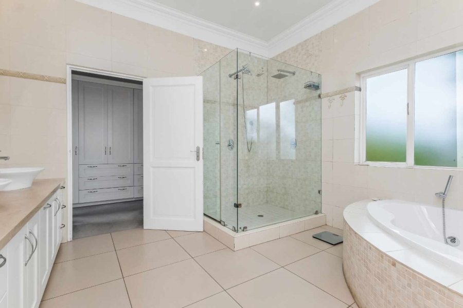 To Let 5 Bedroom Property for Rent in Dainfern Valley Gauteng