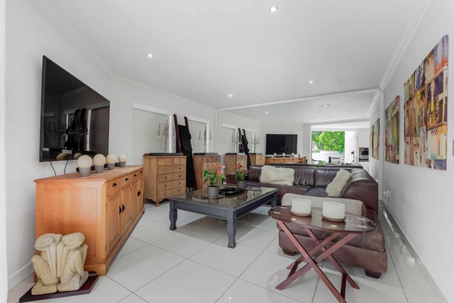 To Let 3 Bedroom Property for Rent in Lonehill Gauteng