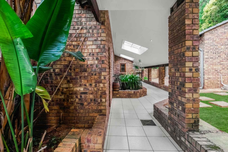 6 Bedroom Property for Sale in Bryanston Gauteng