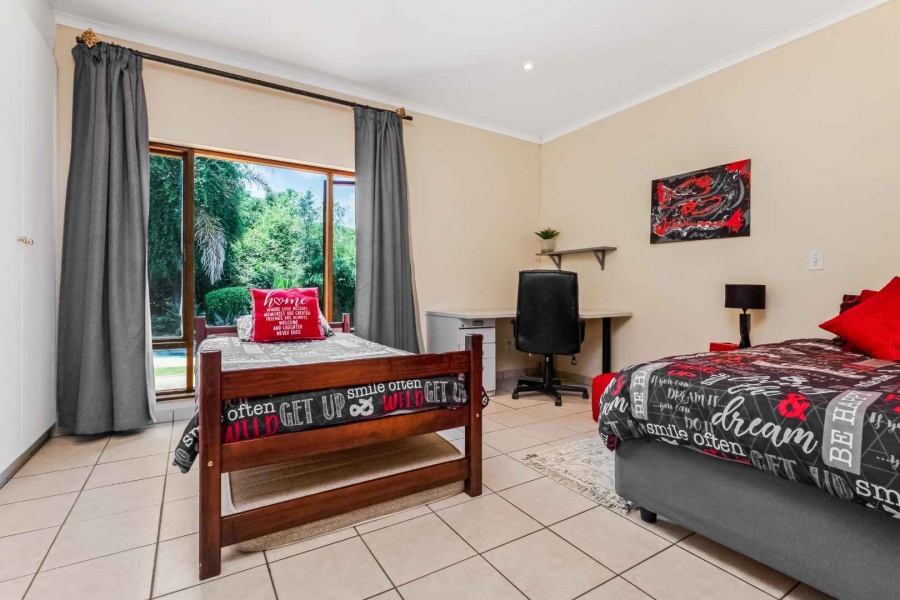 6 Bedroom Property for Sale in Bryanston Gauteng