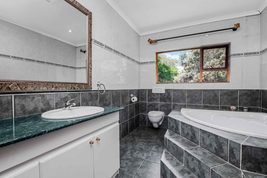 6 Bedroom Property for Sale in Bryanston Gauteng