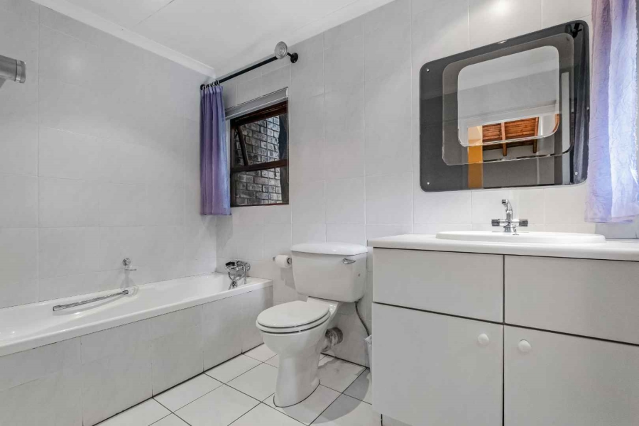 6 Bedroom Property for Sale in Bryanston Gauteng