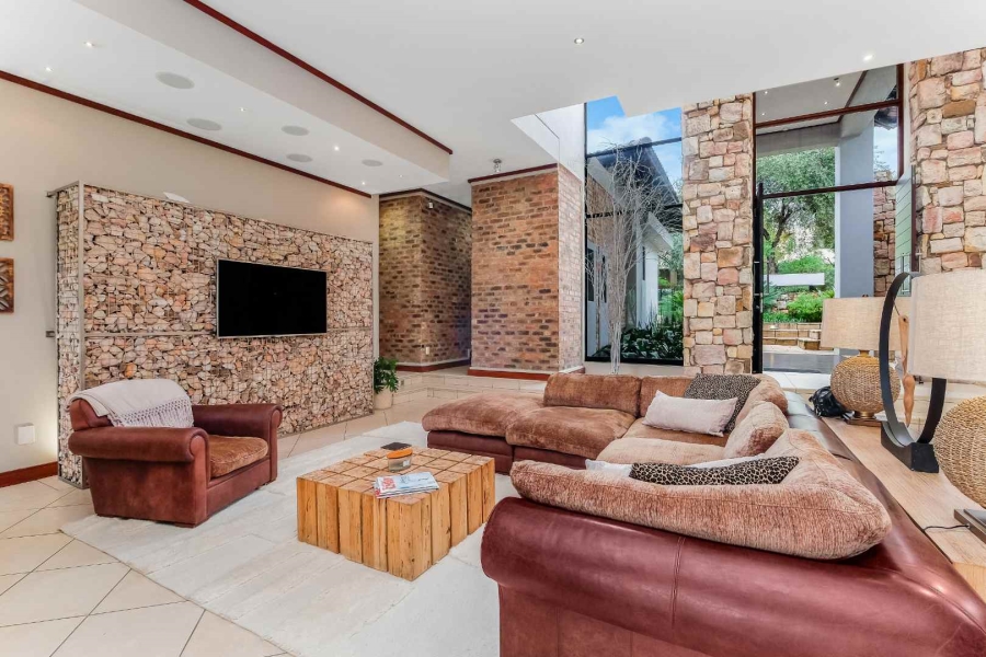 To Let 4 Bedroom Property for Rent in Dainfern Valley Gauteng