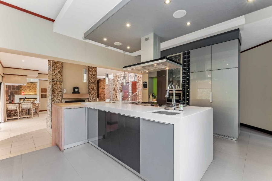 To Let 4 Bedroom Property for Rent in Dainfern Valley Gauteng