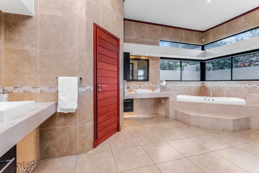 To Let 4 Bedroom Property for Rent in Dainfern Valley Gauteng