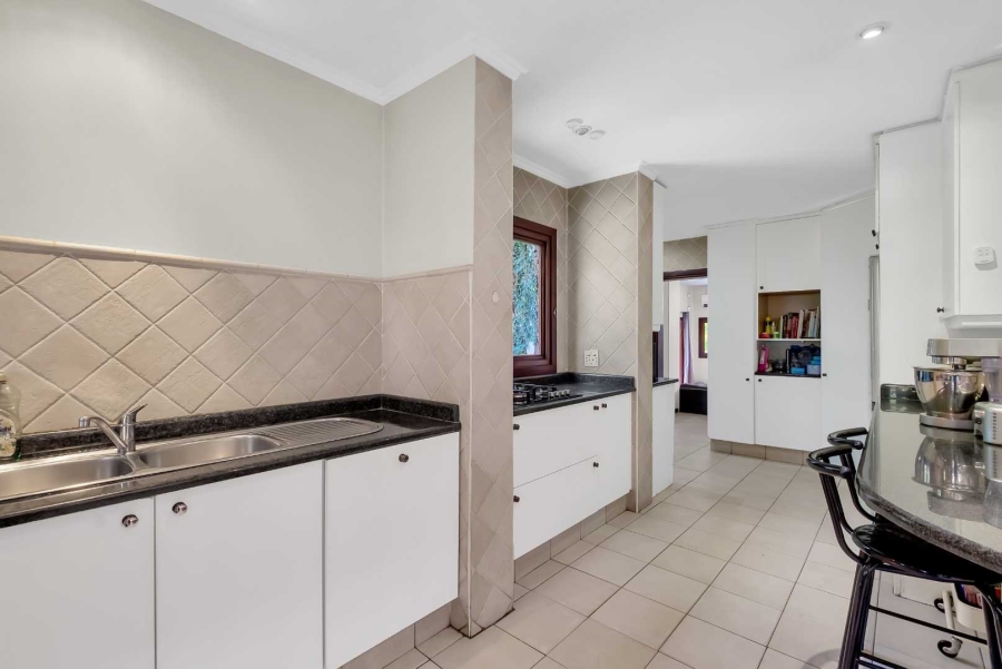 To Let 4 Bedroom Property for Rent in Dainfern Golf Estate Gauteng