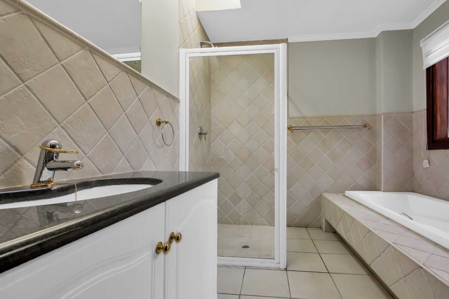 To Let 4 Bedroom Property for Rent in Dainfern Golf Estate Gauteng