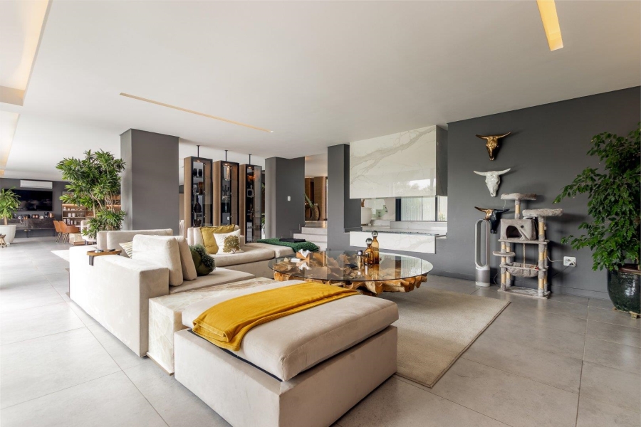 5 Bedroom Property for Sale in Dainfern Golf Estate Gauteng