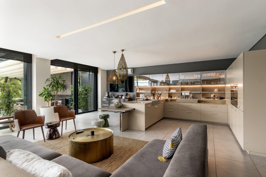 5 Bedroom Property for Sale in Dainfern Golf Estate Gauteng