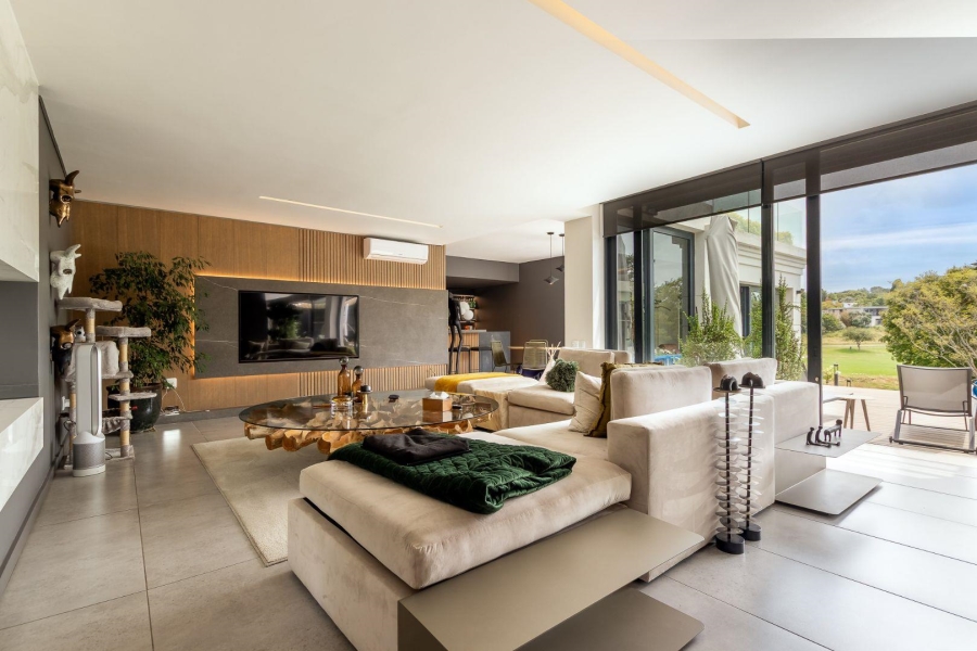 5 Bedroom Property for Sale in Dainfern Golf Estate Gauteng