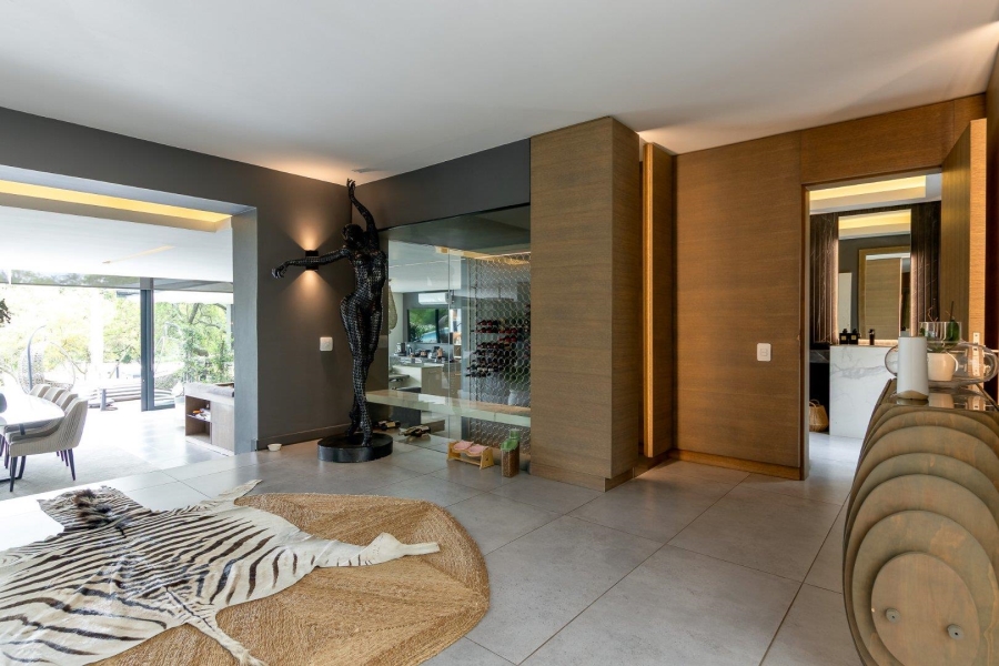 5 Bedroom Property for Sale in Dainfern Golf Estate Gauteng