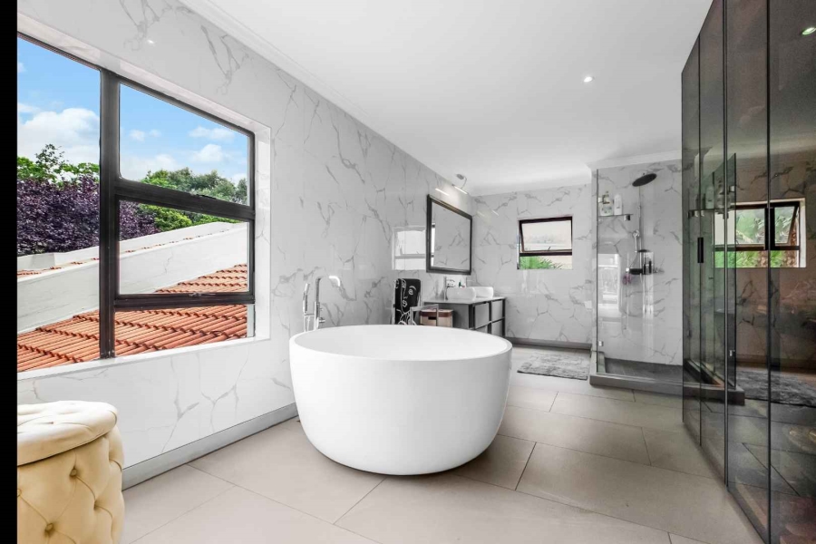 4 Bedroom Property for Sale in Dainfern Golf Estate Gauteng