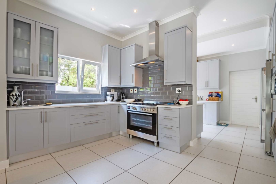 To Let 4 Bedroom Property for Rent in Dainfern Golf Estate Gauteng