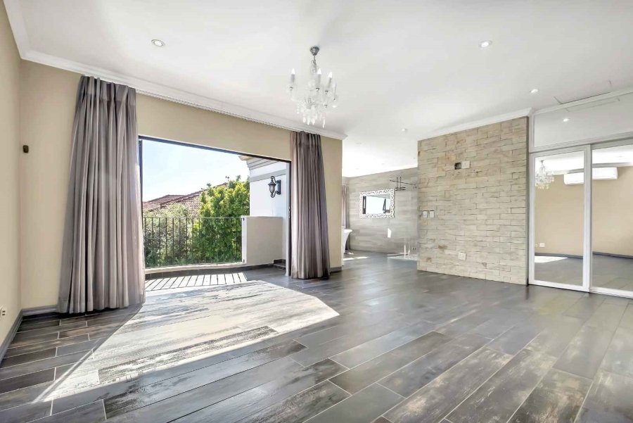 To Let 4 Bedroom Property for Rent in Dainfern Valley Gauteng