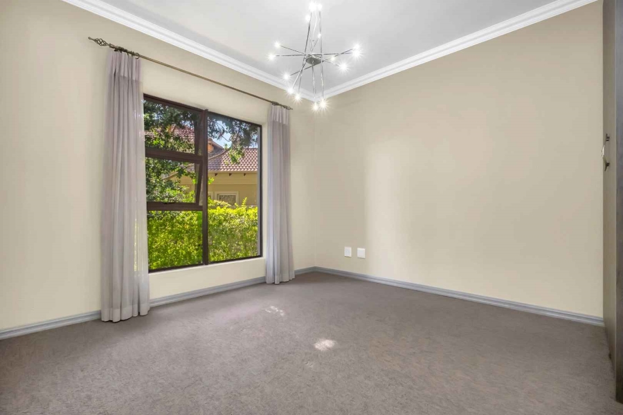 To Let 4 Bedroom Property for Rent in Dainfern Valley Gauteng