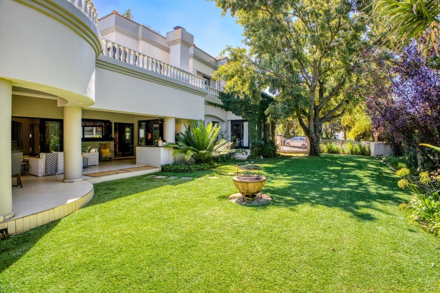 6 Bedroom Property for Sale in Dainfern Golf Estate Gauteng