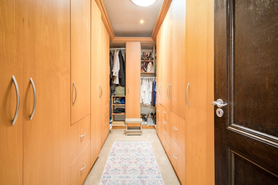 6 Bedroom Property for Sale in Dainfern Golf Estate Gauteng