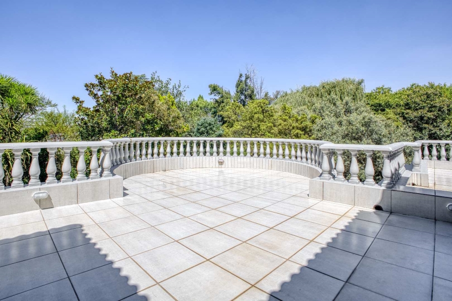 6 Bedroom Property for Sale in Dainfern Golf Estate Gauteng