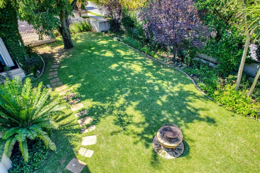 6 Bedroom Property for Sale in Dainfern Golf Estate Gauteng