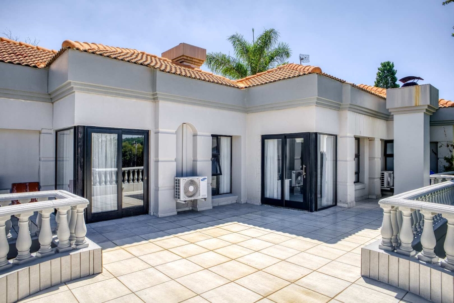 6 Bedroom Property for Sale in Dainfern Golf Estate Gauteng