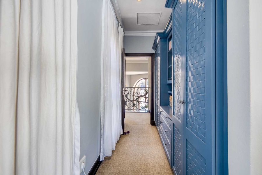 6 Bedroom Property for Sale in Dainfern Golf Estate Gauteng