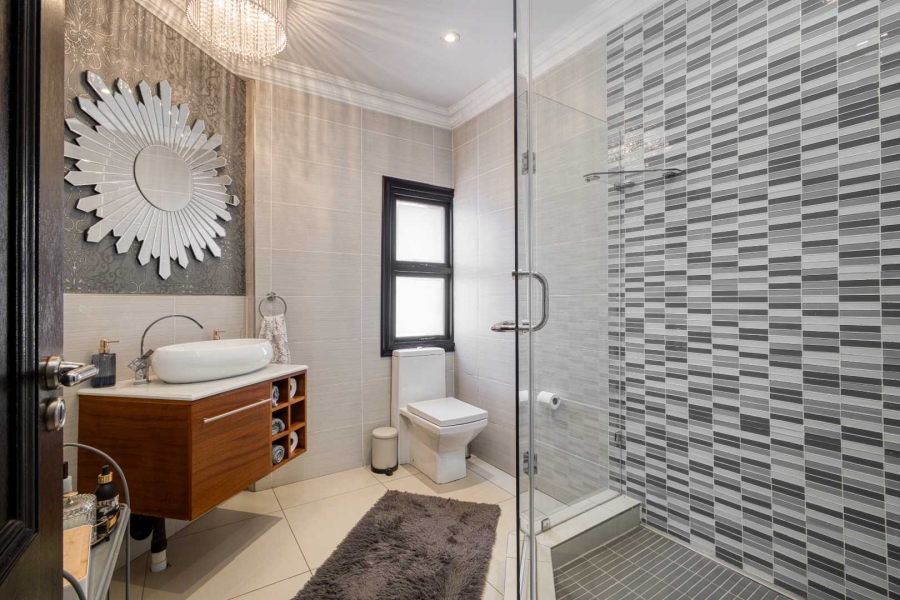 6 Bedroom Property for Sale in Dainfern Golf Estate Gauteng