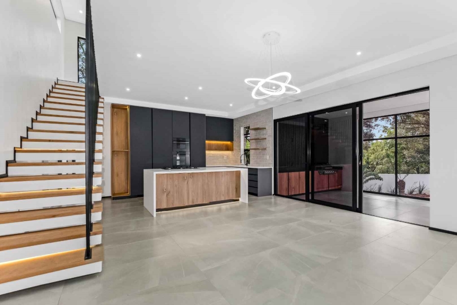 4 Bedroom Property for Sale in Helderfontein Estate Gauteng