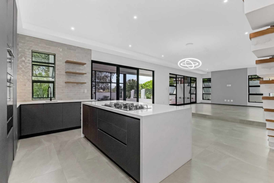 4 Bedroom Property for Sale in Helderfontein Estate Gauteng