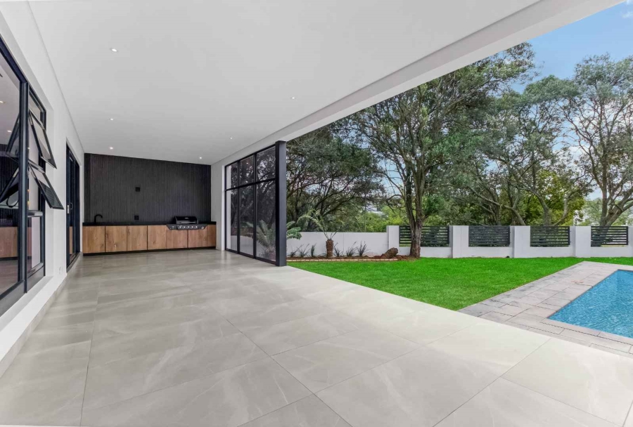 4 Bedroom Property for Sale in Helderfontein Estate Gauteng