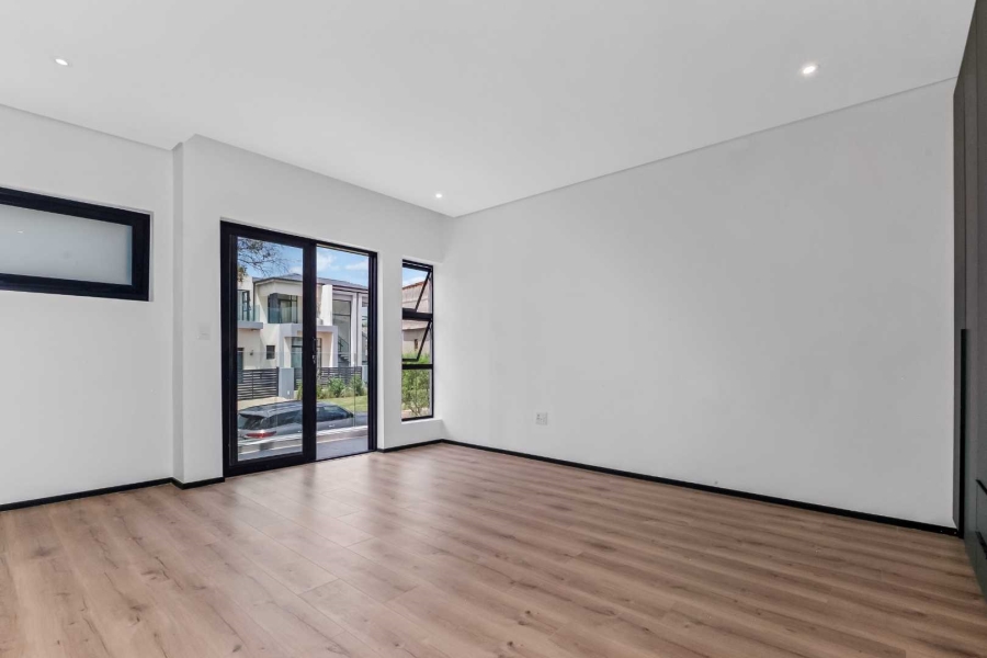 4 Bedroom Property for Sale in Helderfontein Estate Gauteng