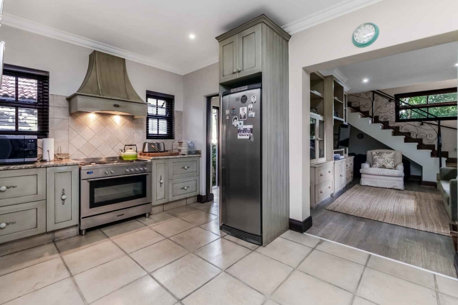 5 Bedroom Property for Sale in Dainfern Valley Gauteng