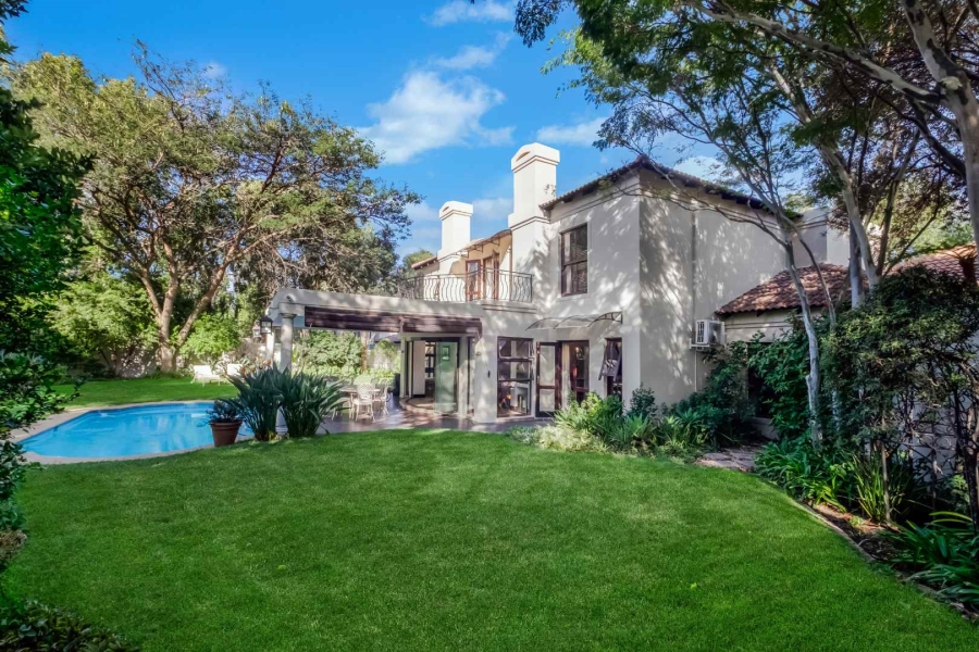 5 Bedroom Property for Sale in Dainfern Valley Gauteng