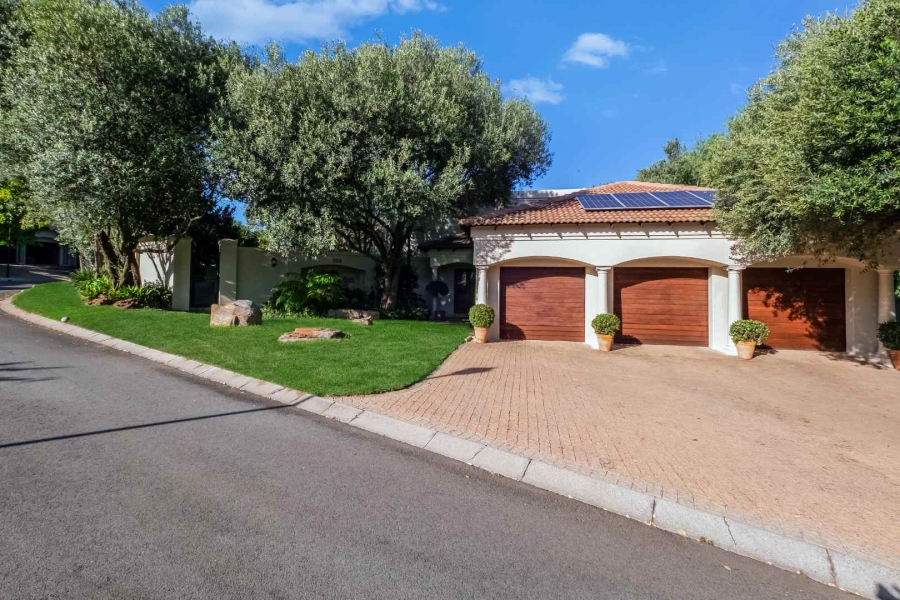 5 Bedroom Property for Sale in Dainfern Valley Gauteng