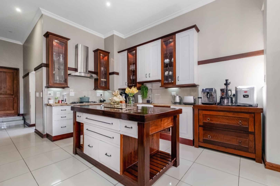 To Let 5 Bedroom Property for Rent in Dainfern Valley Gauteng