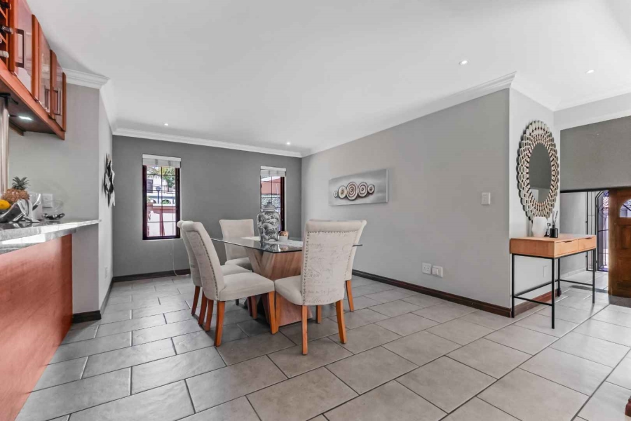 3 Bedroom Property for Sale in Broadacres Gauteng