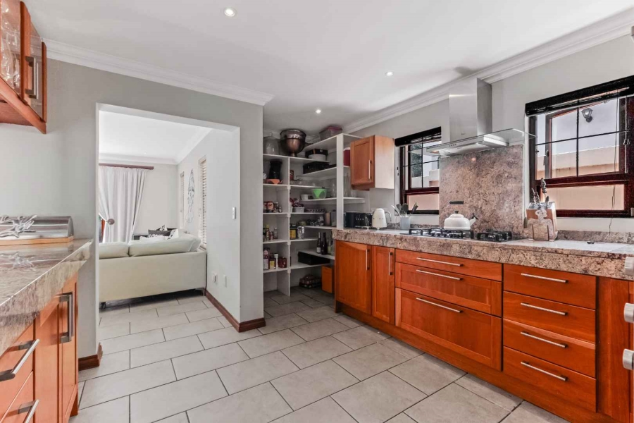 3 Bedroom Property for Sale in Broadacres Gauteng