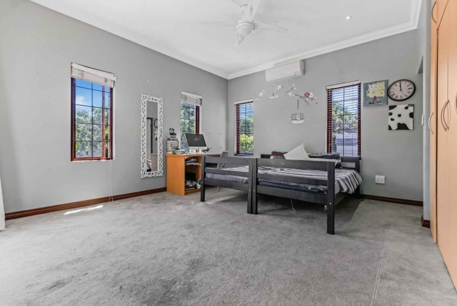 3 Bedroom Property for Sale in Broadacres Gauteng