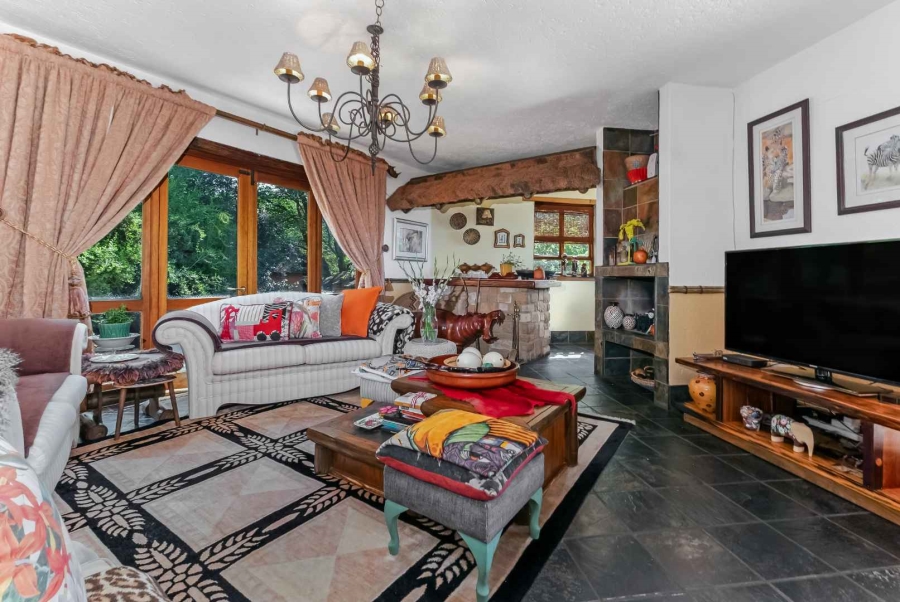 7 Bedroom Property for Sale in Beaulieu Gauteng