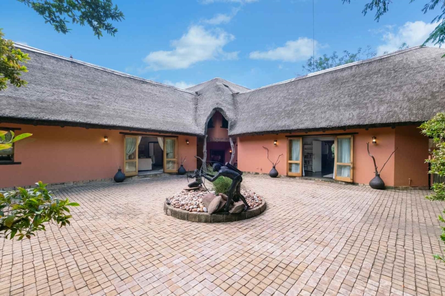 7 Bedroom Property for Sale in Beaulieu Gauteng