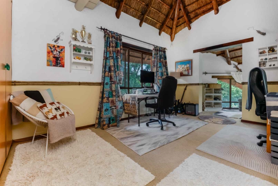 7 Bedroom Property for Sale in Beaulieu Gauteng