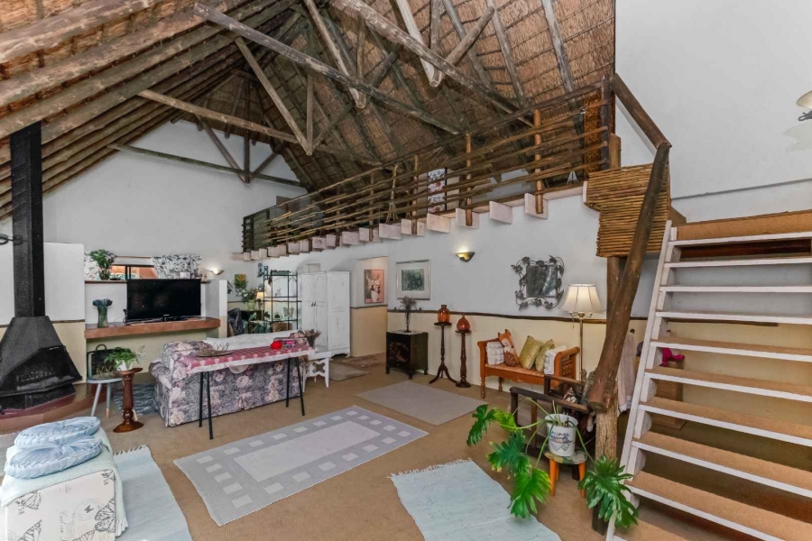 7 Bedroom Property for Sale in Beaulieu Gauteng