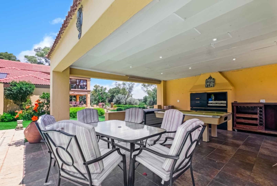 6 Bedroom Property for Sale in Beaulieu Gauteng