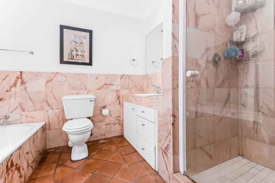 6 Bedroom Property for Sale in Beaulieu Gauteng