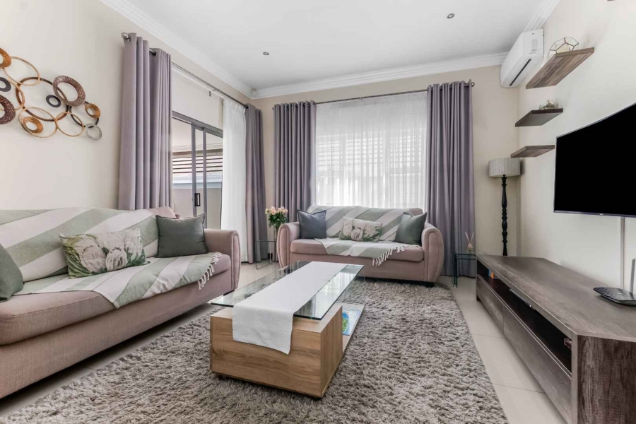 3 Bedroom Property for Sale in Broadacres Gauteng