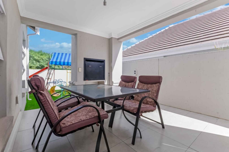 3 Bedroom Property for Sale in Broadacres Gauteng