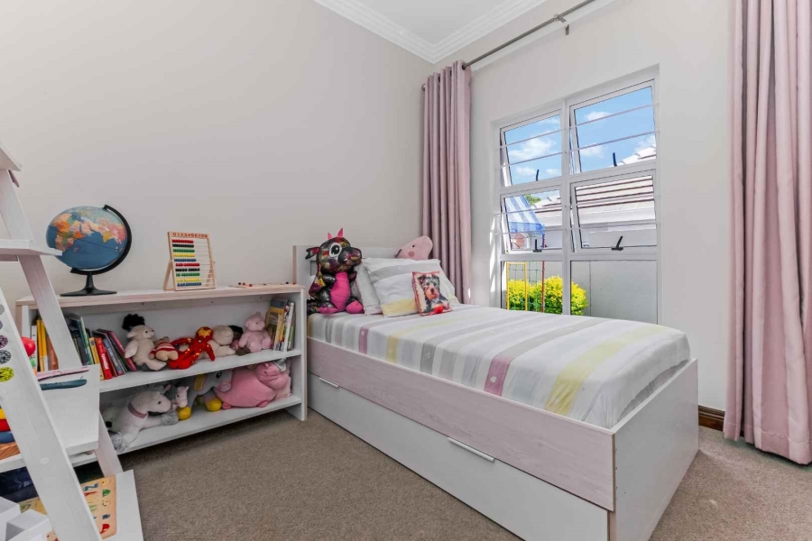 3 Bedroom Property for Sale in Broadacres Gauteng