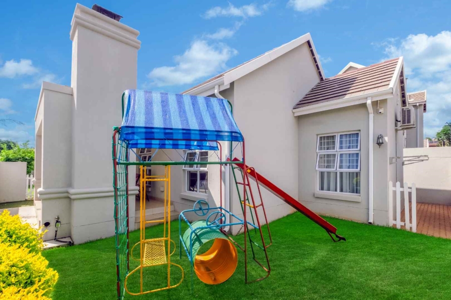 3 Bedroom Property for Sale in Broadacres Gauteng