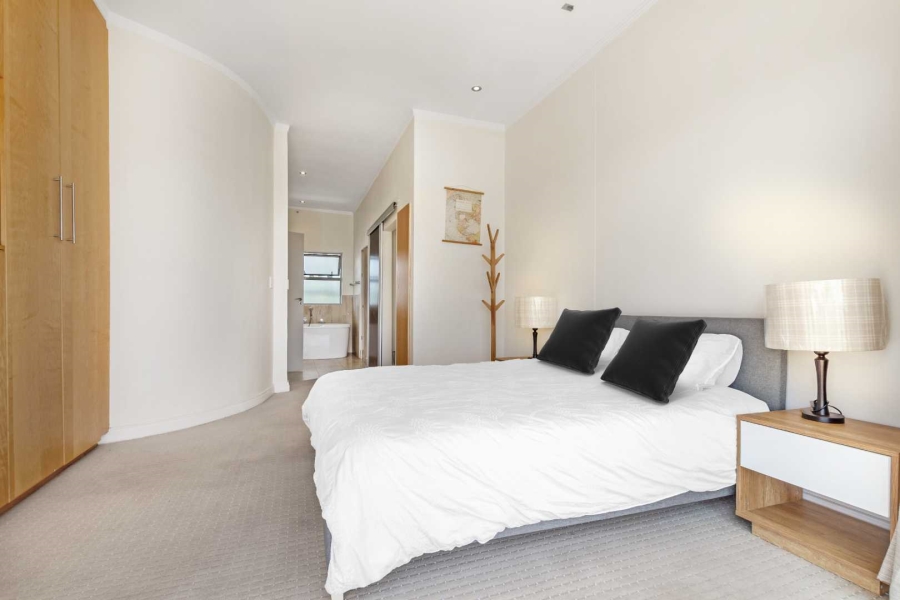 3 Bedroom Property for Sale in Sandhurst Gauteng