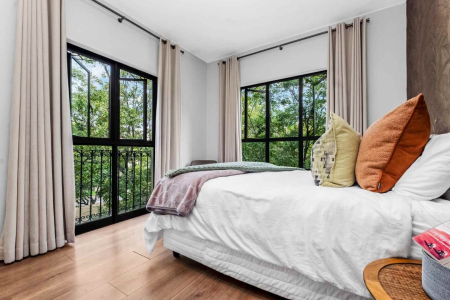 1 Bedroom Property for Sale in Lonehill Gauteng