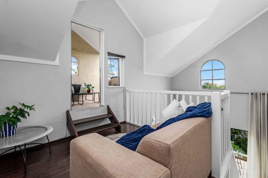 1 Bedroom Property for Sale in Lonehill Gauteng